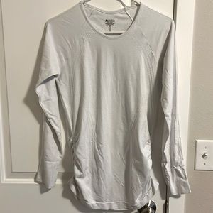Athleta Speedlight top w/ sparkle